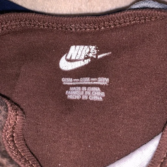 Nike Baby Boy Onesie Bundle - Picture 7 of 7